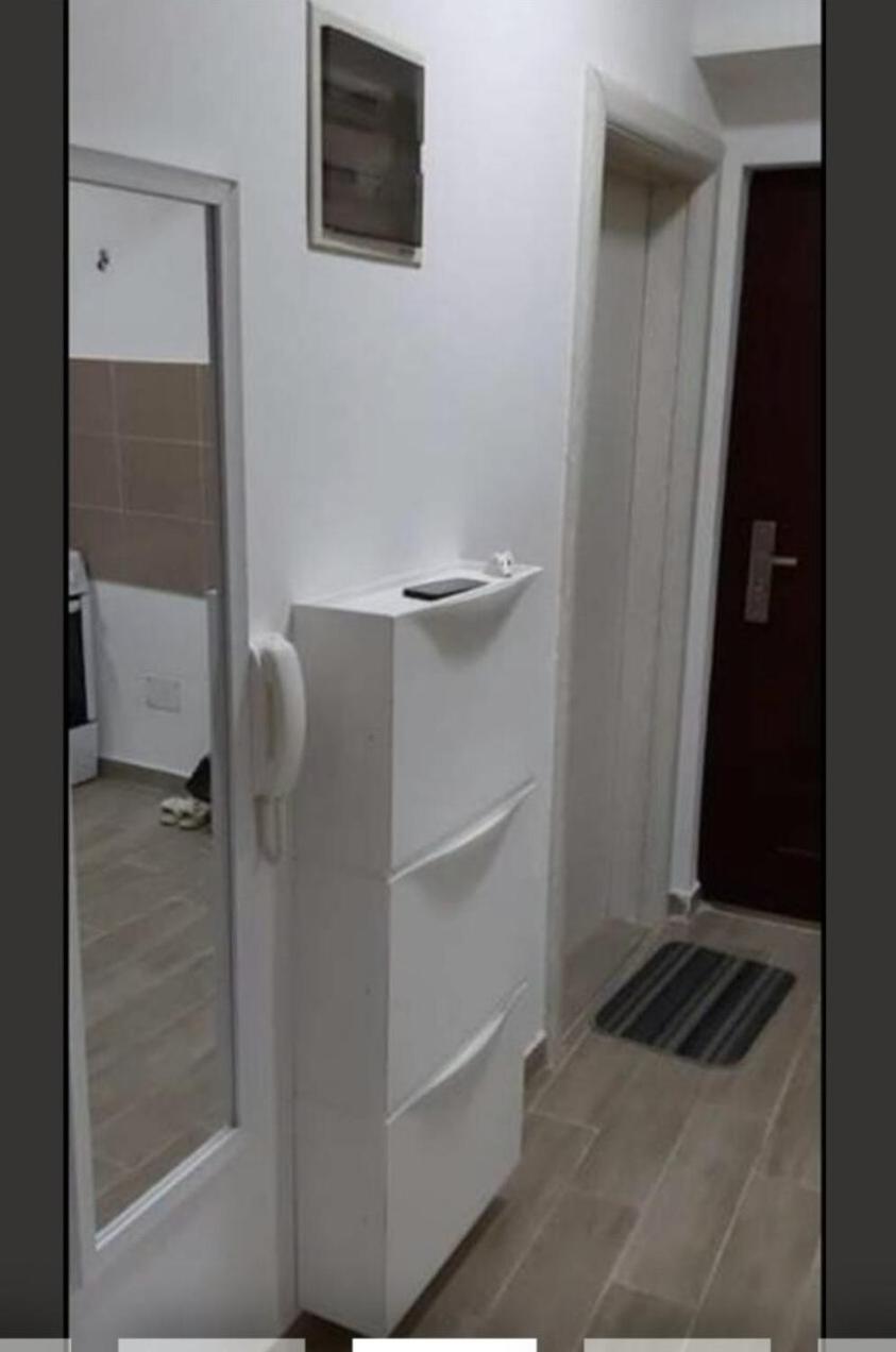 East Gate Apartment Studio 斯科普里 外观 照片