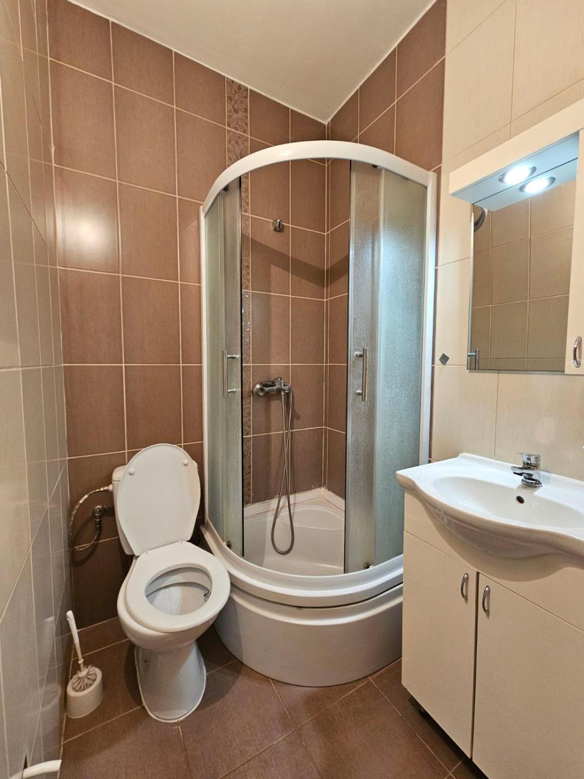 East Gate Apartment Studio 斯科普里 外观 照片